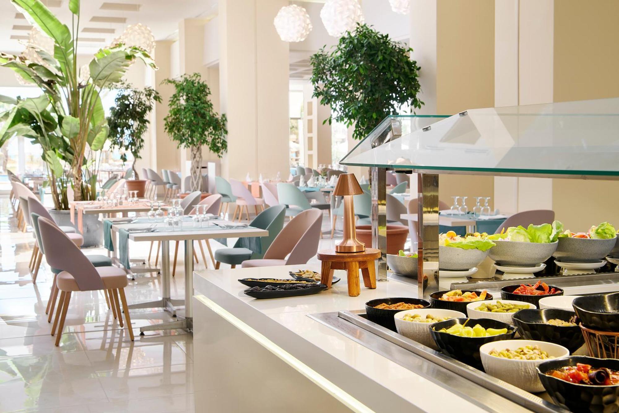 杰尔巴哈斯德鲁巴尔海水Spa酒店 米多恩 外观 照片